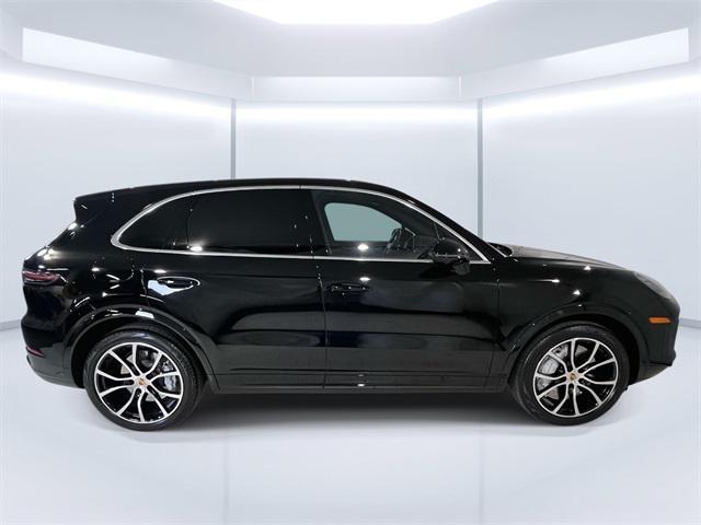 Photo of 2023 Black Porsche Cayenne