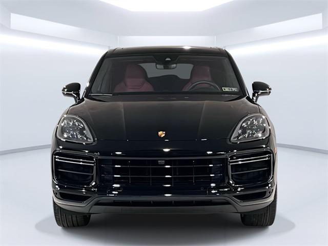 Photo of 2023 Black Porsche Cayenne