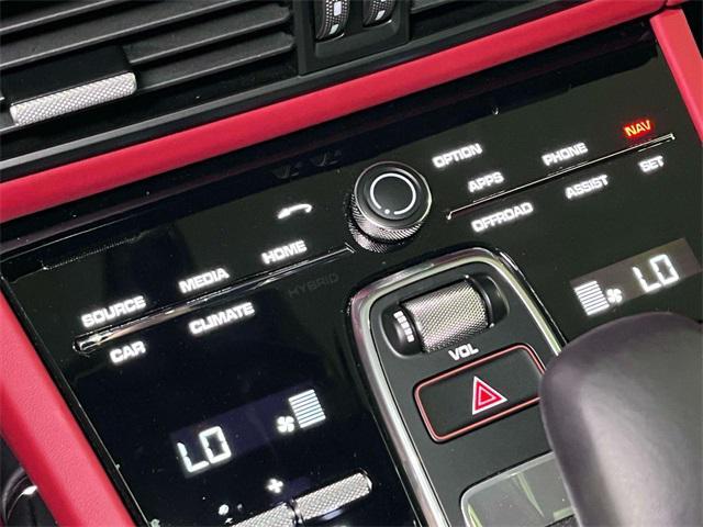 Photo of 2023 Black Porsche Cayenne
