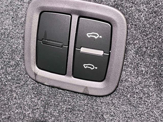 Photo of 2023 Black Porsche Cayenne
