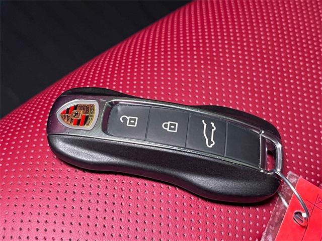 Photo of 2023 Black Porsche Cayenne