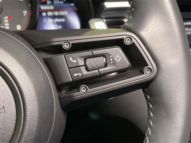 Photo of 2022 White Porsche Macan
