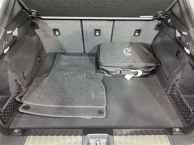 Photo of 2025 Gray Metallic Porsche Macan