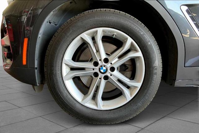 Photo of 2021 Dark Graphite Metallic BMW X3