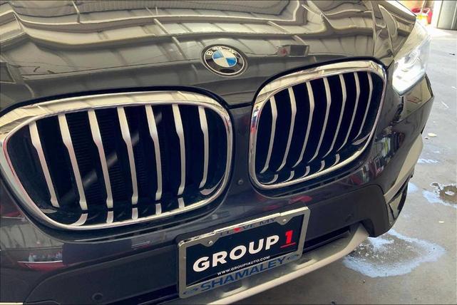 Photo of 2021 Dark Graphite Metallic BMW X3