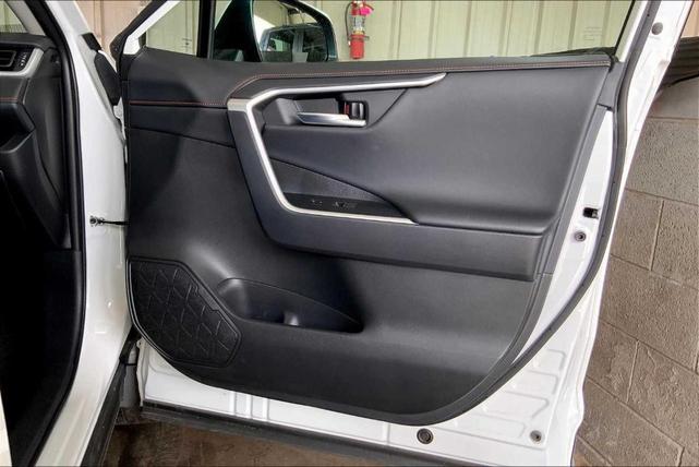 Photo of 2024 Ice Toyota RAV4