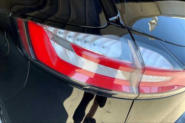 Photo of 2023 Agate Black Metallic Ford Edge