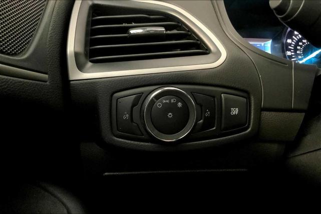 Photo of 2023 Agate Black Metallic Ford Edge