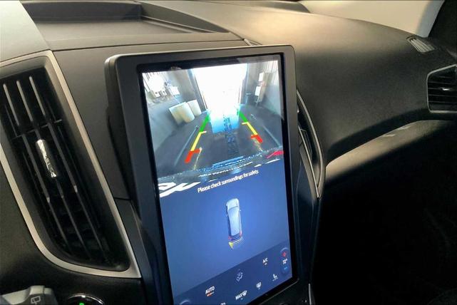 Photo of 2023 Agate Black Metallic Ford Edge