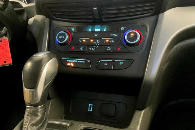 Photo of 2018 Lightning Blue Metallic Ford Escape