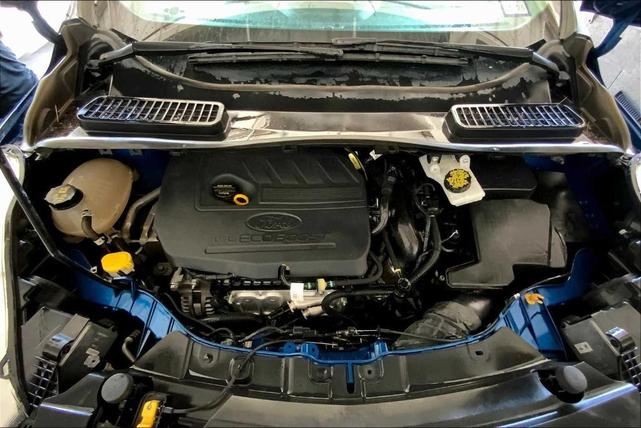 Photo of 2018 Lightning Blue Metallic Ford Escape