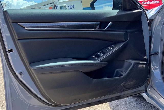 Photo of 2022 Sonic Gray Pearl Honda Accord