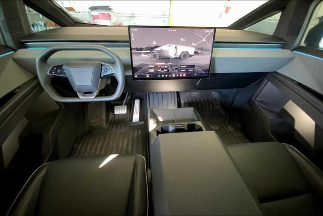 Photo of 2024 Stainless Steel Tesla Cybertruck