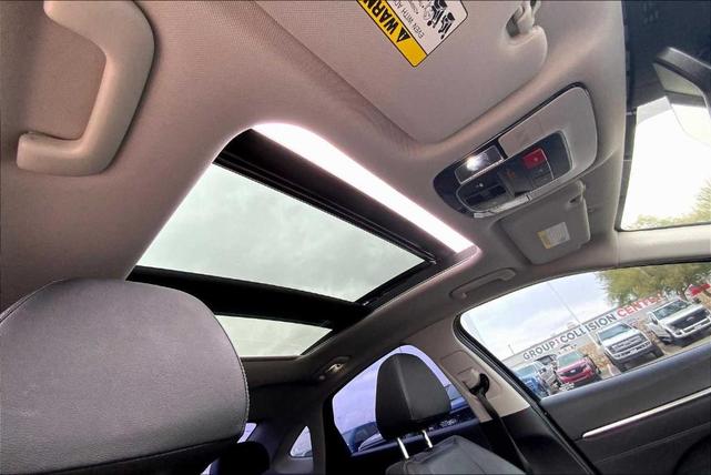Photo of 2022 Phantom Black Hyundai SONATA