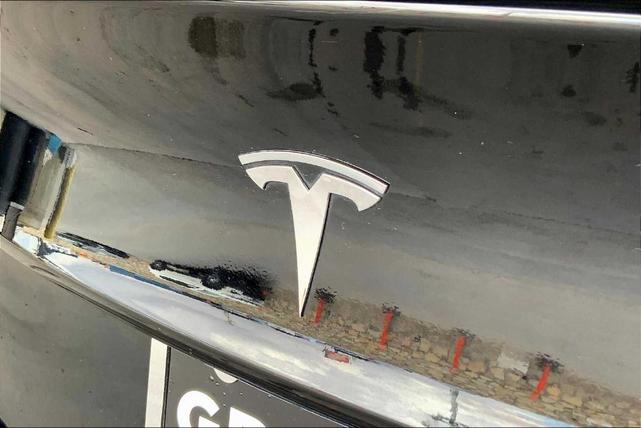 Photo of 2023 Black Tesla Model 3
