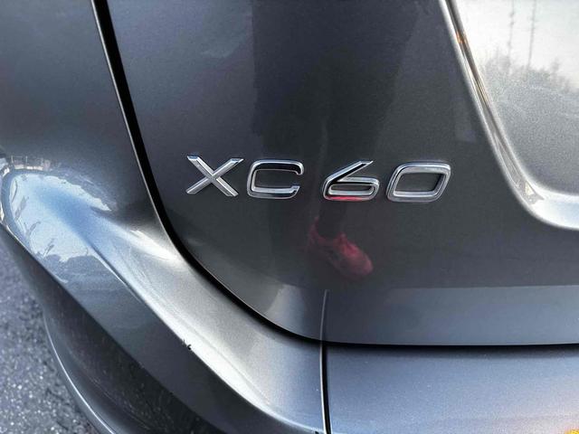 Photo of 2016 Osmium Grey Metallic Volvo XC60