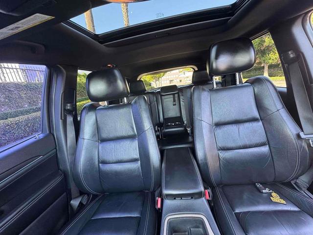 Photo of 2015 Granite Crystal Metallic Clearcoat Jeep Grand Cherokee