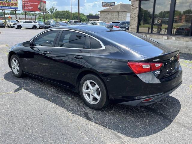 Photo of 2016 Mosaic Black Metallic Chevrolet Malibu