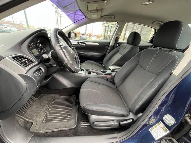 Photo of 2017 Super Black Nissan Sentra