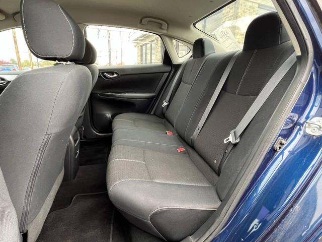 Photo of 2017 Super Black Nissan Sentra