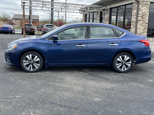 Photo of 2017 Super Black Nissan Sentra