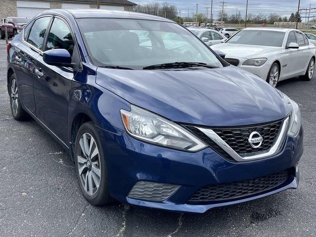 Photo of 2017 Super Black Nissan Sentra
