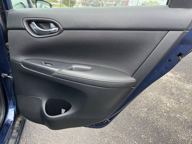 Photo of 2017 Super Black Nissan Sentra