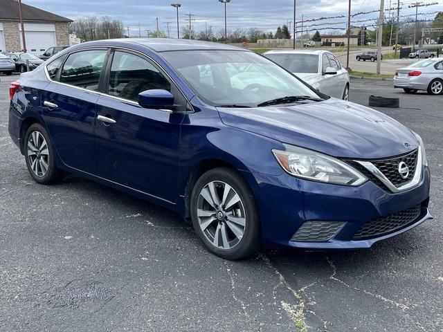 Photo of 2017 Super Black Nissan Sentra
