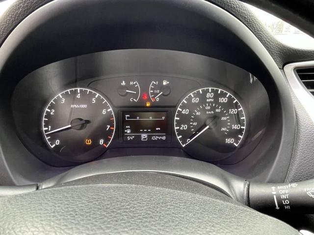 Photo of 2017 Super Black Nissan Sentra