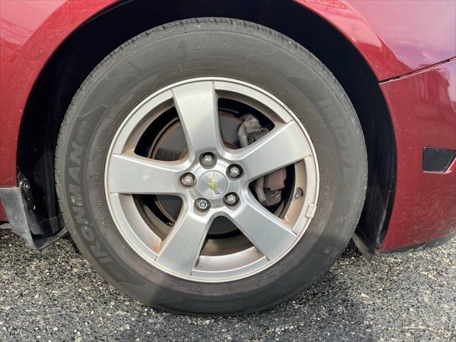 Photo of 2015 Maroon Chevrolet Cruze