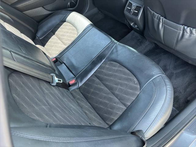 Photo of 2019 Machine Gray Hyundai SONATA