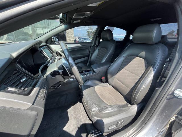 Photo of 2019 Machine Gray Hyundai SONATA