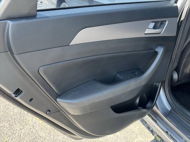 Photo of 2019 Machine Gray Hyundai SONATA