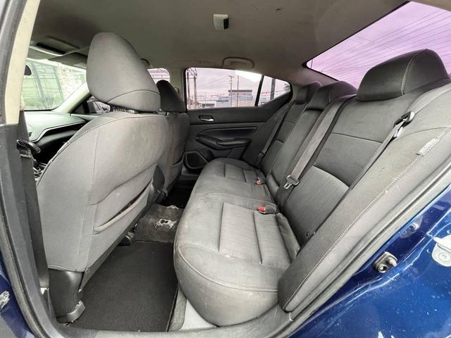 Photo of 2019 Deep Blue Pearl Nissan Altima