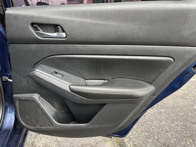 Photo of 2019 Deep Blue Pearl Nissan Altima