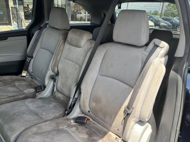 Photo of 2018 Obsidian Blue Pearl Honda Odyssey