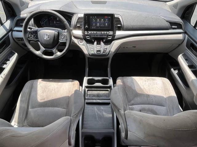 Photo of 2018 Obsidian Blue Pearl Honda Odyssey