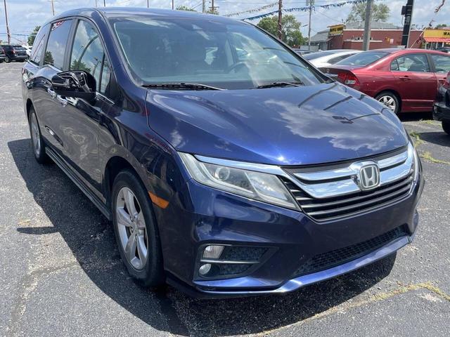 Photo of 2018 Obsidian Blue Pearl Honda Odyssey