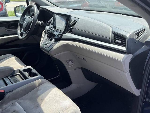 Photo of 2018 Obsidian Blue Pearl Honda Odyssey