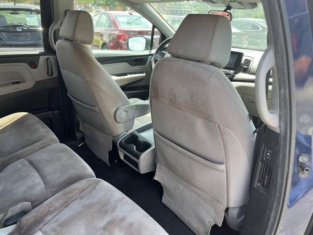 Photo of 2018 Obsidian Blue Pearl Honda Odyssey