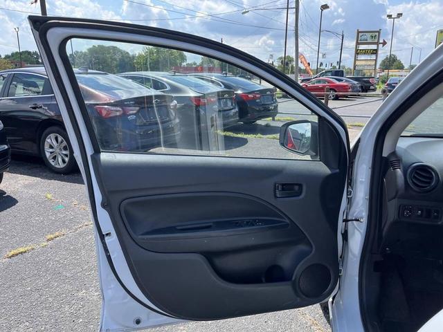 Photo of 2021 Starlight Silver Metallic Mitsubishi Mirage G4