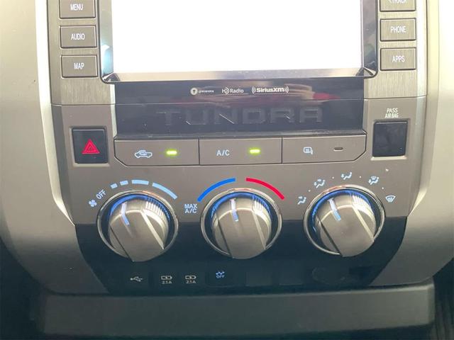 Photo of 2020 Super White Toyota Tundra