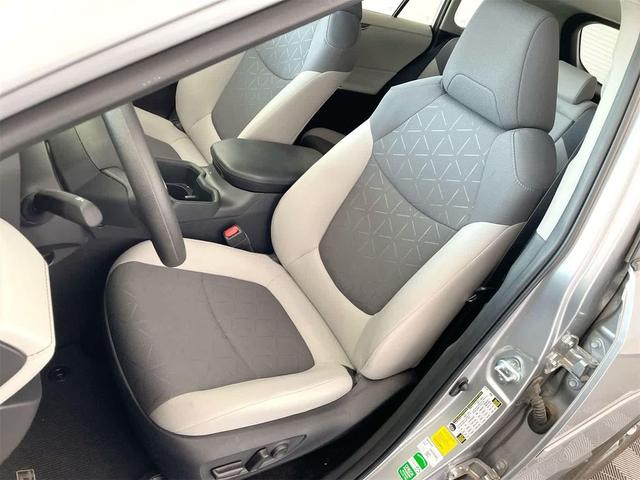 Photo of 2024 Silver Sky Metallic Toyota RAV4