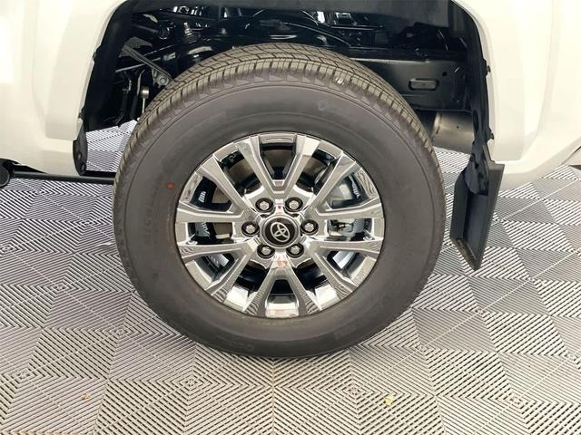 Photo of 2025 Wind Chill Pearl Toyota Tacoma