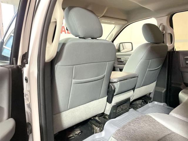Photo of 2015 Bright White Clearcoat RAM 1500