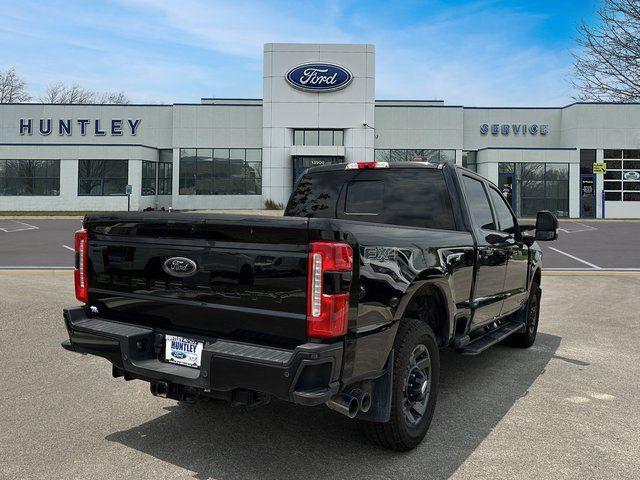 Photo of 2023 Agate Black Metallic Ford F-250