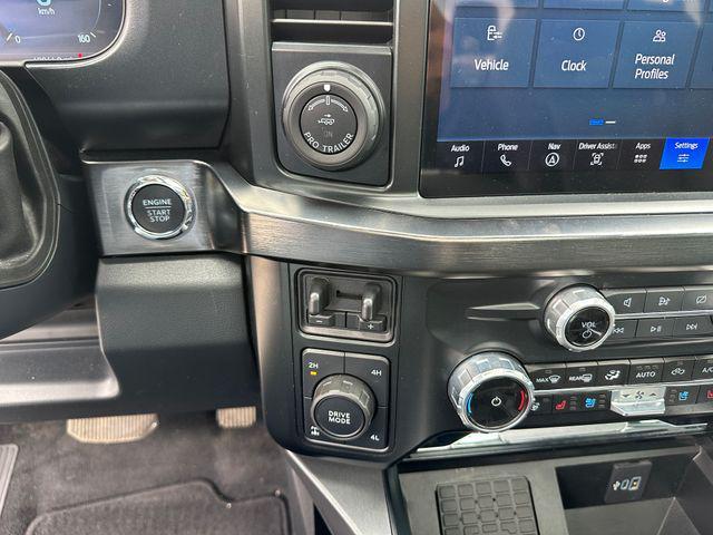 Photo of 2023 Agate Black Metallic Ford F-250