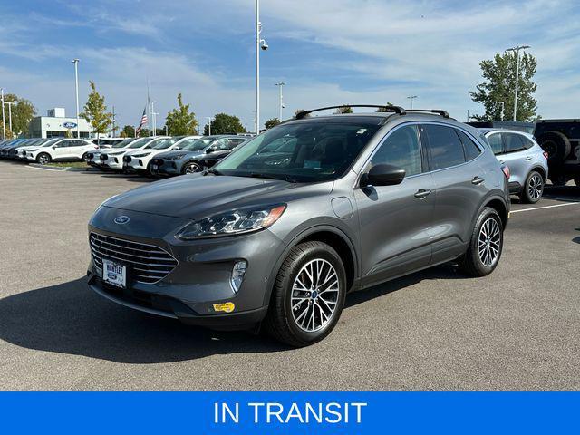 Photo of 2022 Carbonized Gray Metallic Ford Escape