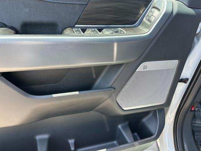 Photo of 2024 Avalanche Ford F-150 Lightning