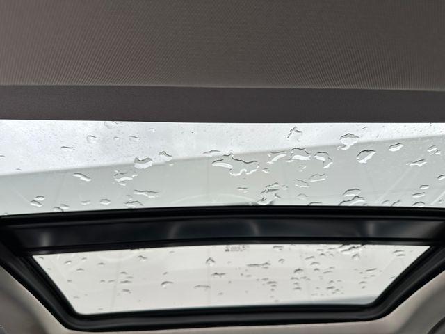 Photo of 2017 Quicksilver Metallic Buick LaCrosse